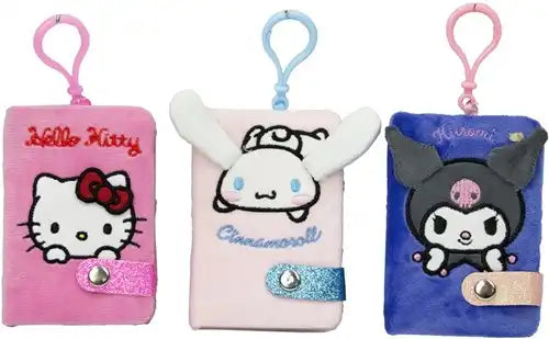 Hello Kitty Mini Carnet Peluche 7x10cm + Bagclip